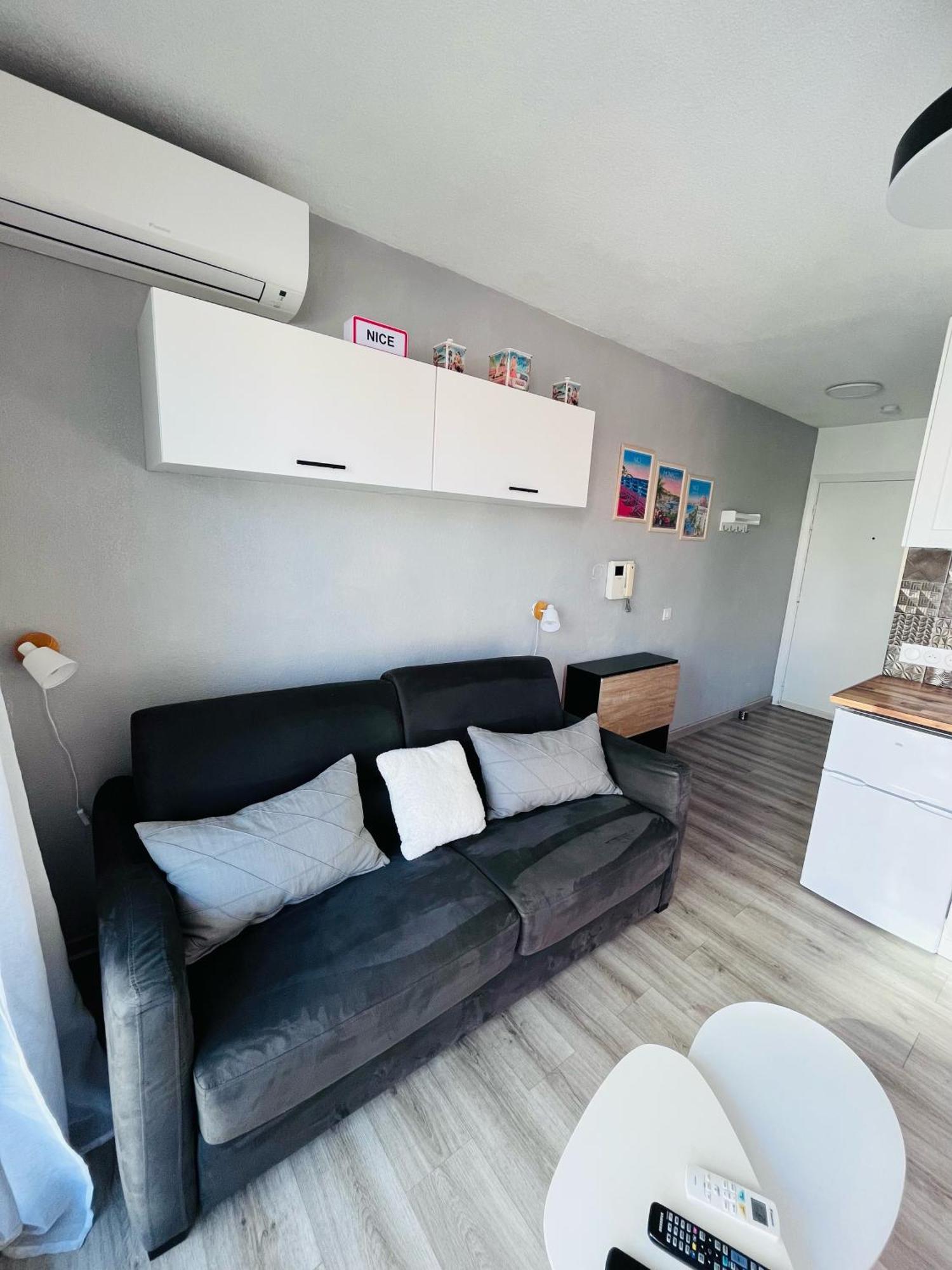 Studio Terrasse Et Parking Prive Nice Exterior photo